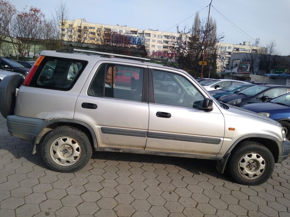 Продава Honda CR-V