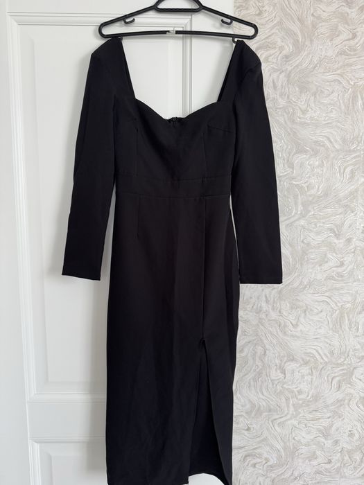 Продам платья нарядные