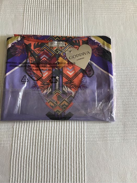 Дамска туника - многоцветна.