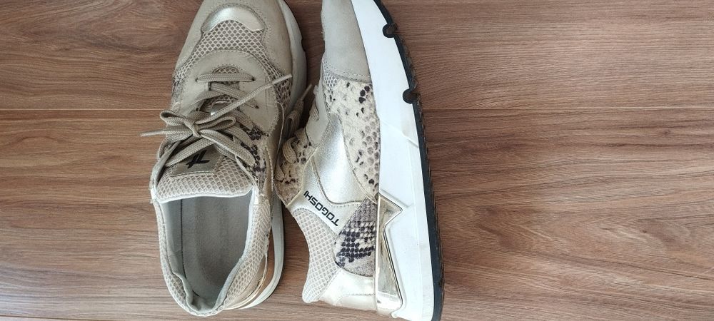 Сникърси Тогоши, размер 39