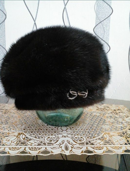 Продам норковый берет