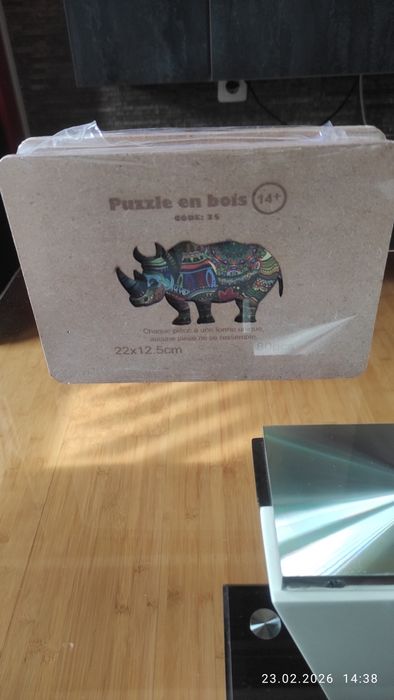 Пъзел „Носорог” изработен от плътен бирен картон