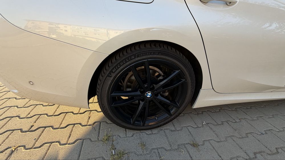 Bmw Seria 3 G20 2.0 190cp X drive 2021 ,masina de Romania primul propietar