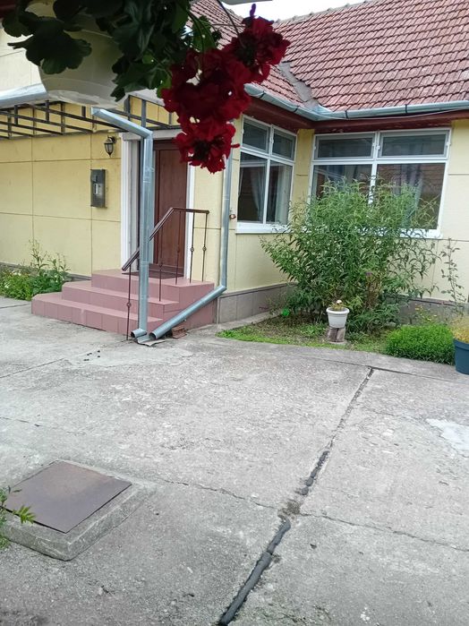Casa de vanzare în Vețel