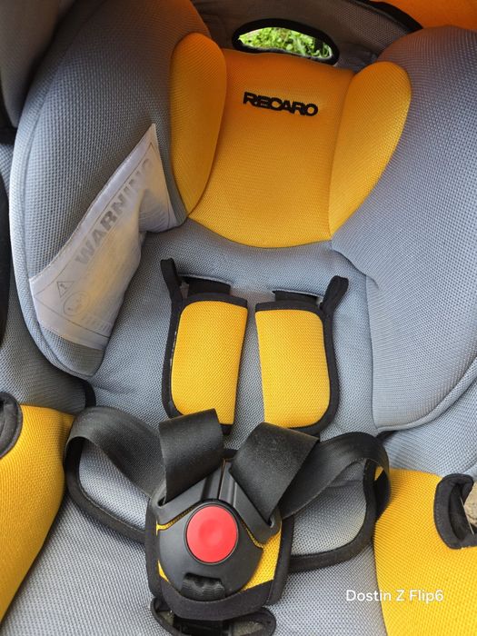 Столче за кола RECARO