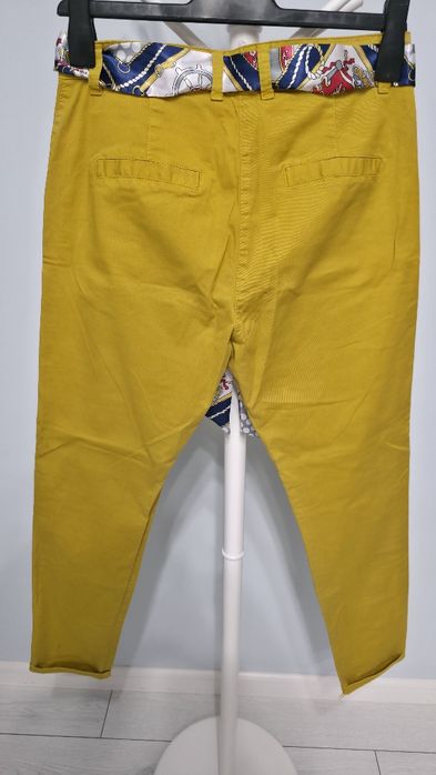 Pantaloni chino damă, galben mustar, curea satinata, marimea M