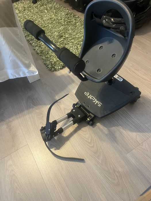 Extensie skateboard Be Cool pentru cărucior, cu scaun pentru al doilea copil