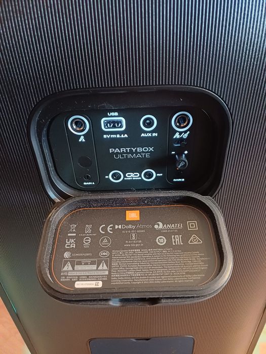 JBL Partybox ultimate 1100 w