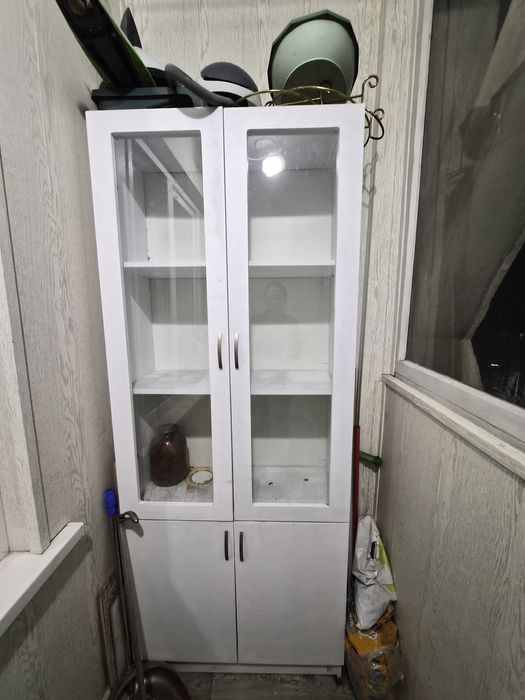 Книжный шкаф белый