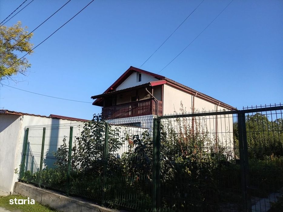 Casa cu etaj si curte generoasă,  Năvodari