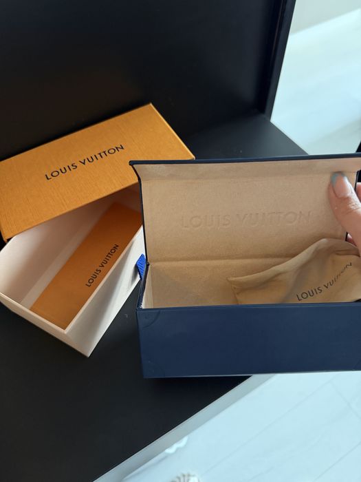 ochelari de soare Louis Vuitton – model LV Charm Square