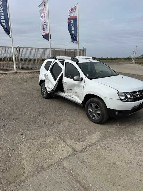 Dezmembrari Dacia Duster 2 2015 suv 1.2 tce Compresor AC clima