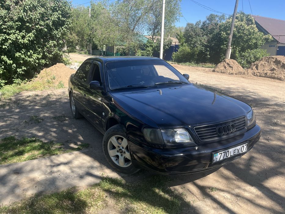 Продам Ауди А6 С4