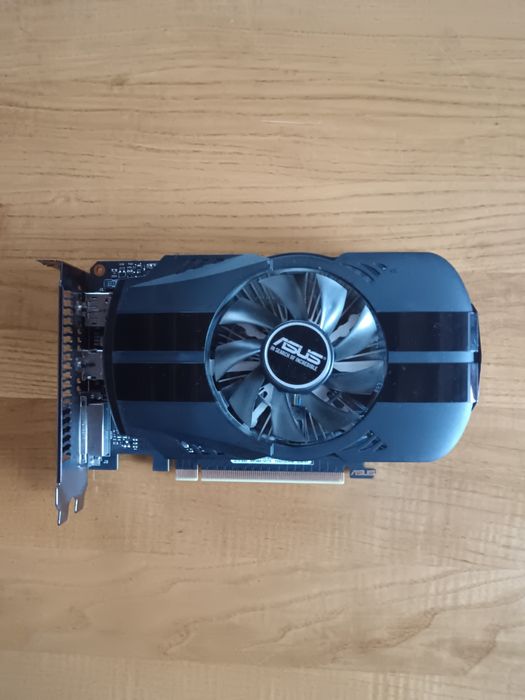 Placă video GTX 1650 Asus