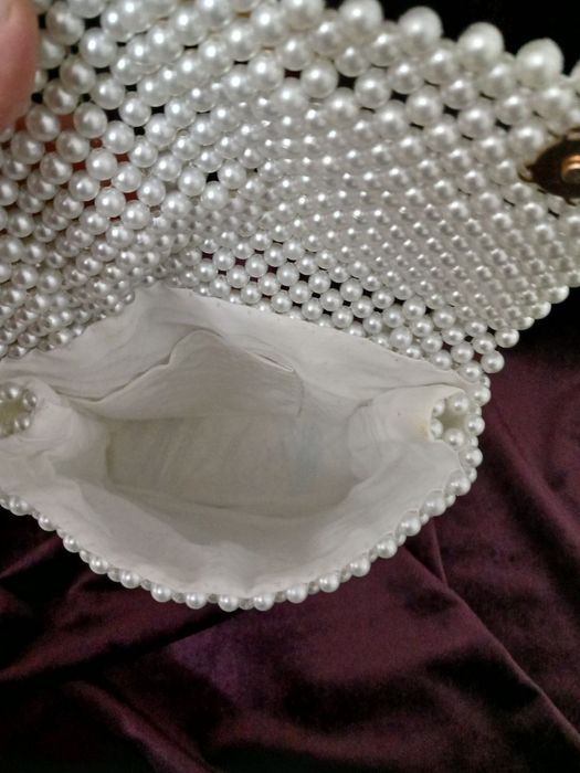 Рюкзак сумка из жемчужных бусин отличный подарок