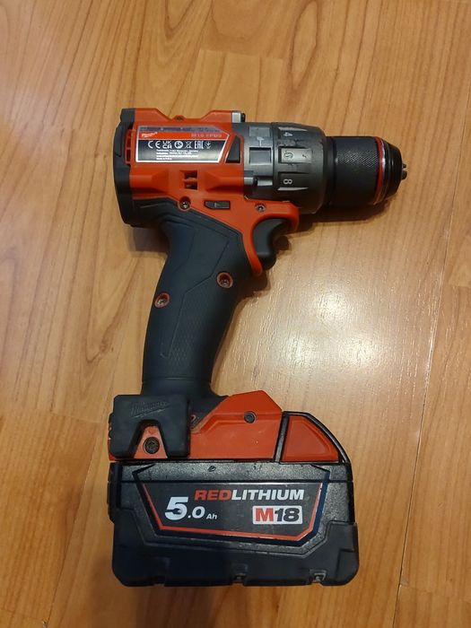 Vând milwaukee m18 fpd3