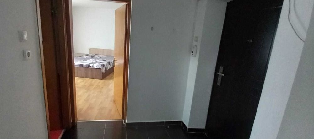 PROPRIETAR Vand Garsoniera Costin Georgian Bl. 1992, S.T. 43.73mp