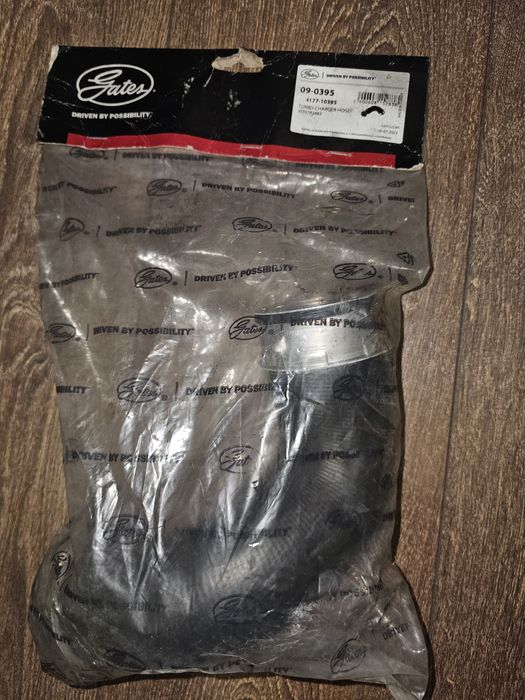 Маркуч за турбо w203 mercedes c-class