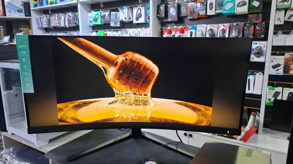 Изогнутый игровой монитор Philips серии Evnia 34" новый в упаковке