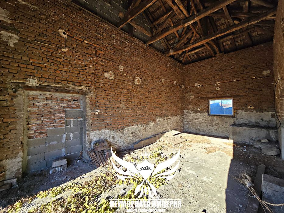 Продавам промишлен склад/цех/сграда 280РЗП парцел 1641кв село Болярци