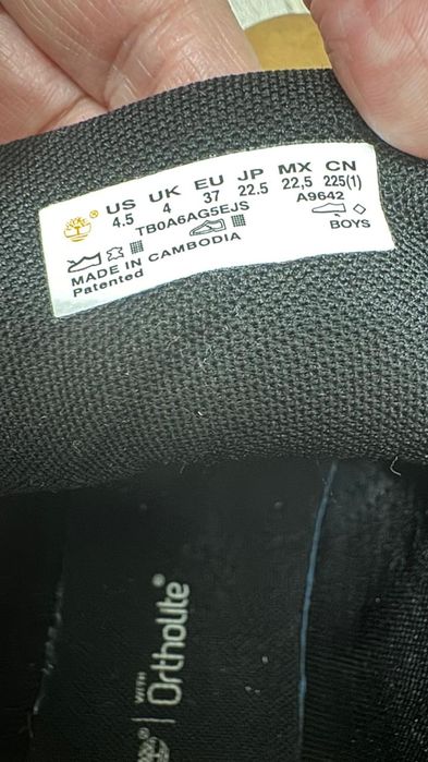 Продам ботинки 37 размерТимбеленд