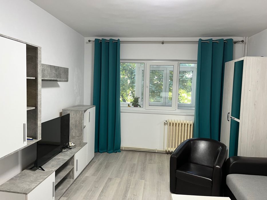 Apartament 3 camere Centru Palas Iași de închiriat