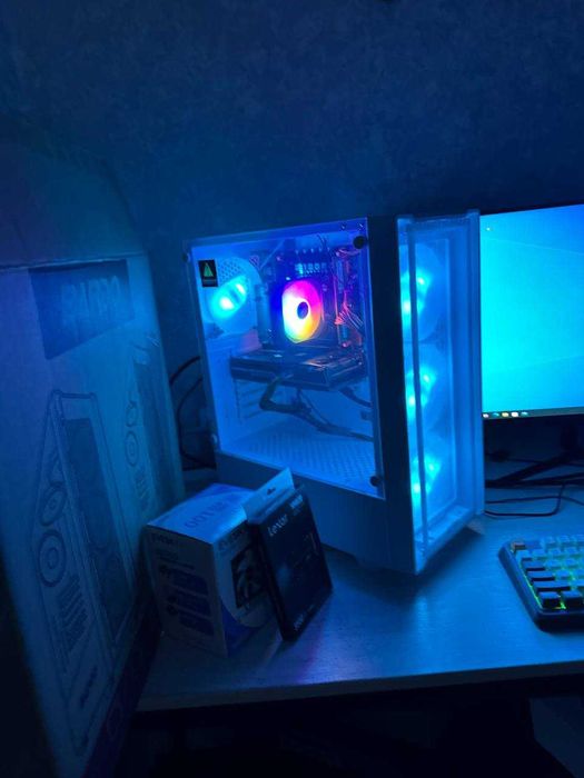 Игровой кейс 10 ядерный/ Sapphire   RX 580 8gb / DDR4 16gb