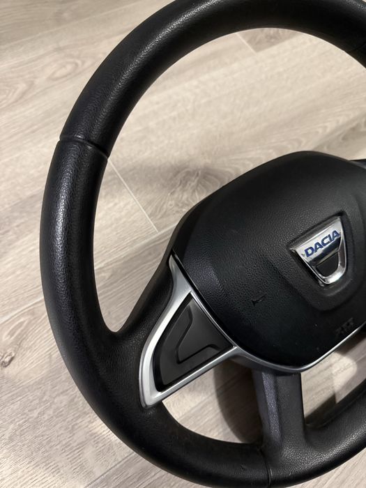 Волан с еърбег Дачия Dacia Sandero Dokker Lodgy Logan Докер Сандеро