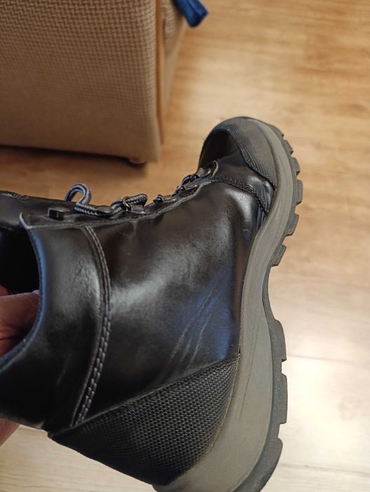 Продам мужские ботинки Lc waikiki 43,недорого