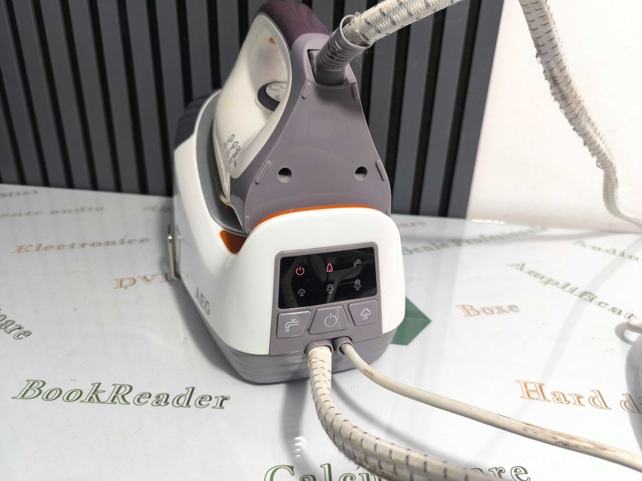 Stație de Călcat cu Aburi AEG Quicksteam DBS3350 - 2400W