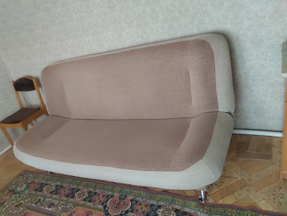 Продается диван с креслами
