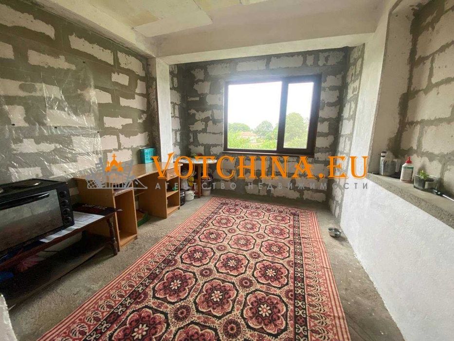 Продава се къща в село Сенокос,област Добрич.