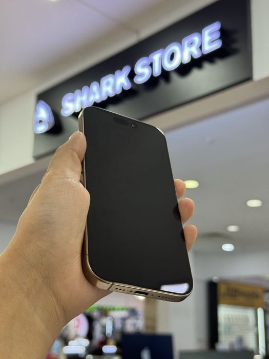 iphone 16 pro Shark Store
