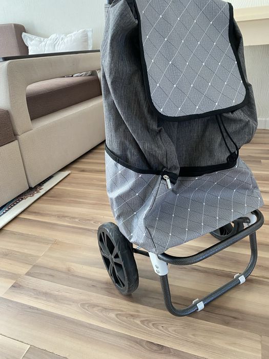 Сумка на колесеке для продукта пиьаний