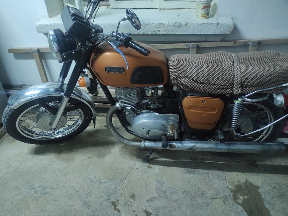 Мотоцикл ИЖ ПЛАНЕТА-4