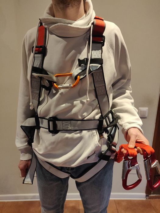 Ham alpinism utilitar WÜRTH + lonjă de asigurare – stare foarte bună