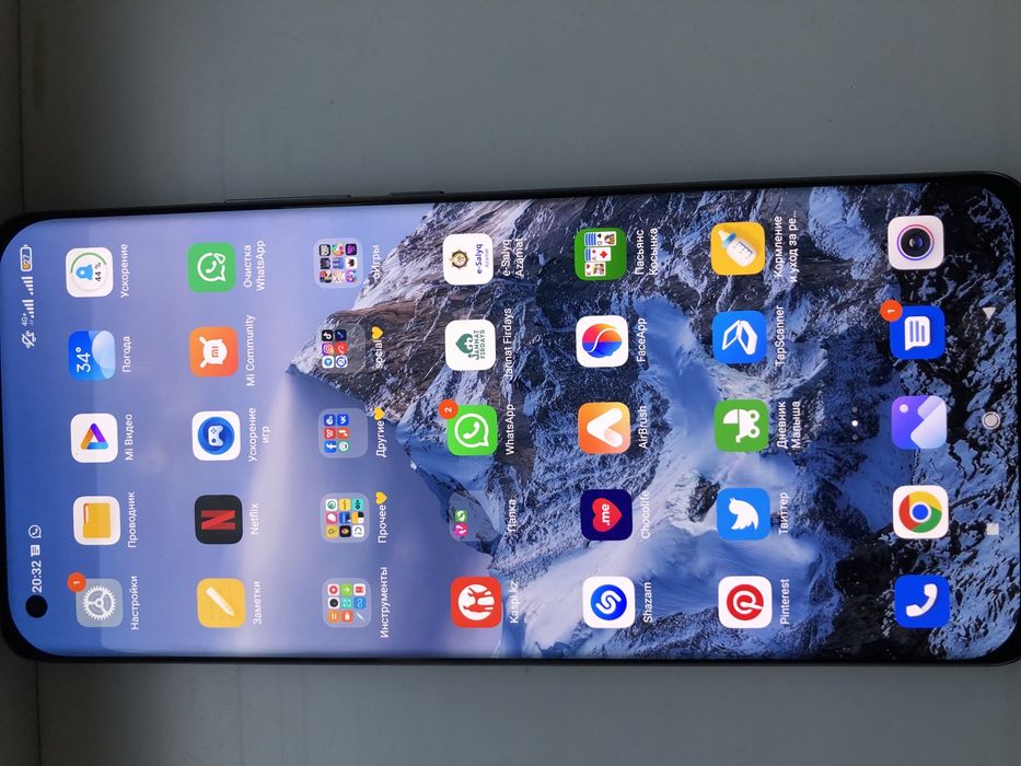 Продается телефон, Xiaomi Mi 11