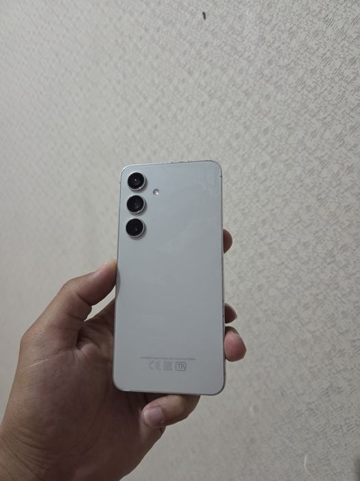 Продам Samsung S24