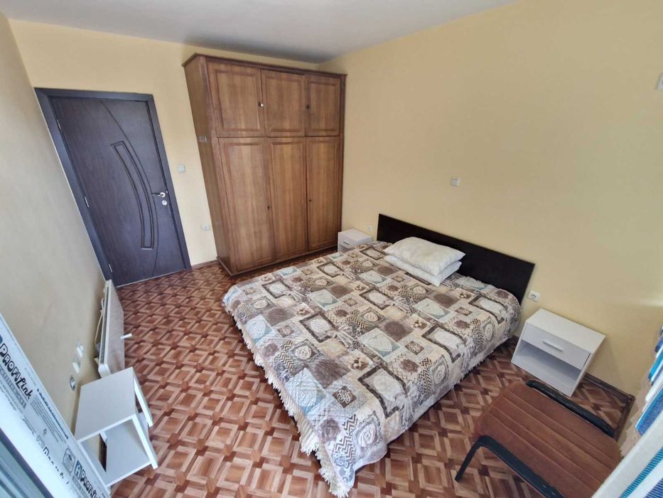 Дава се под наем Двустаен апартамент в Бургас, Меден рудник - зона А - 60 кв.м за 255 € - Снимка #3