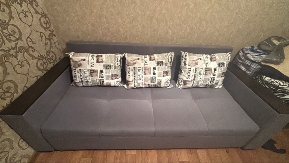 Диван хорошем состаянии