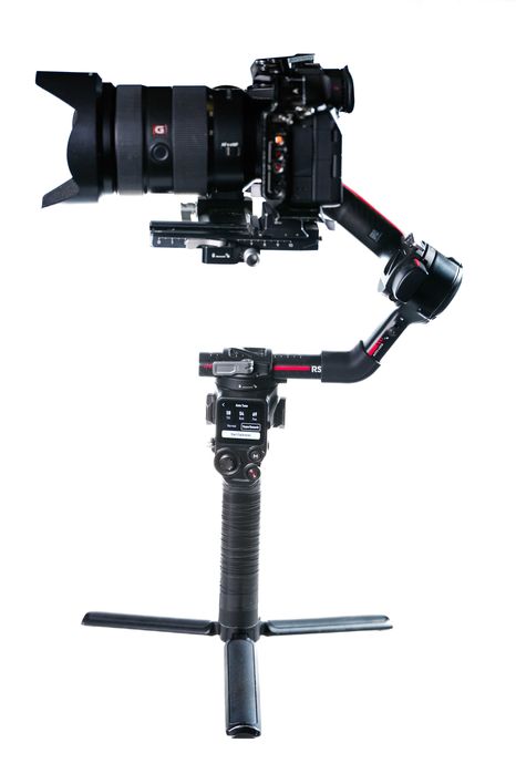 DJI Ronin RS 3 Pro – Отлично състояние, чисто нови рамена и мотори