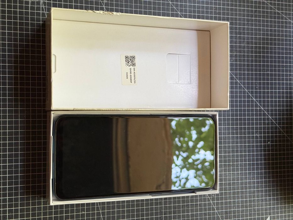 Samsung Galaxy A50, в отличном состоянии