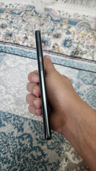 Samsung s9 5g...