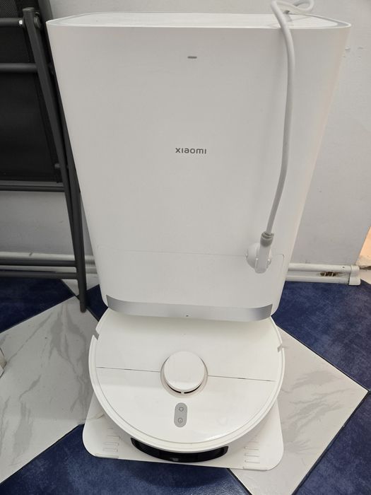 Vand robot aspirare si spalare