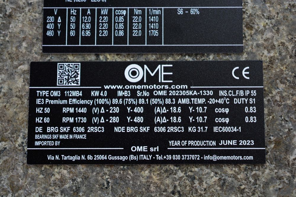 Табели от анодиран алуминий