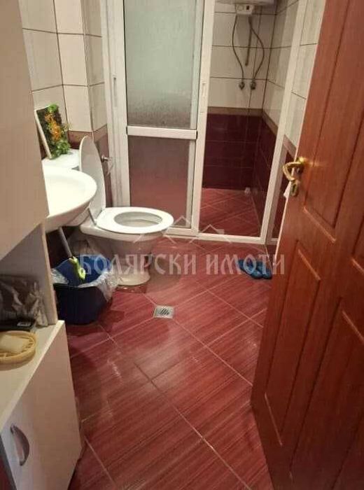 Дава се под наем Двустаен апартамент в Велико Търново, Център - 68 кв.м за 348.84 € - Снимка #5