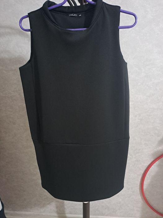 Продам платья бу в отличном состоянии