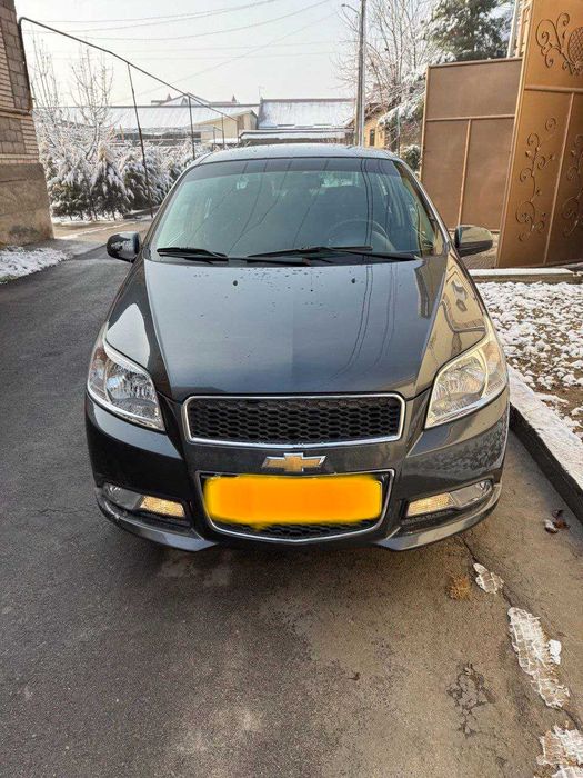 Nexia 3 mexanika sotiladi