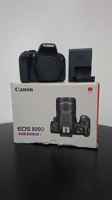 DSLR Canon EOS 800D