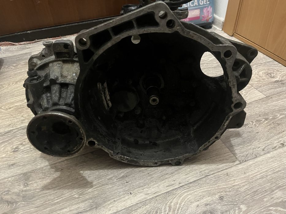 Продам коробку на Пассат В3